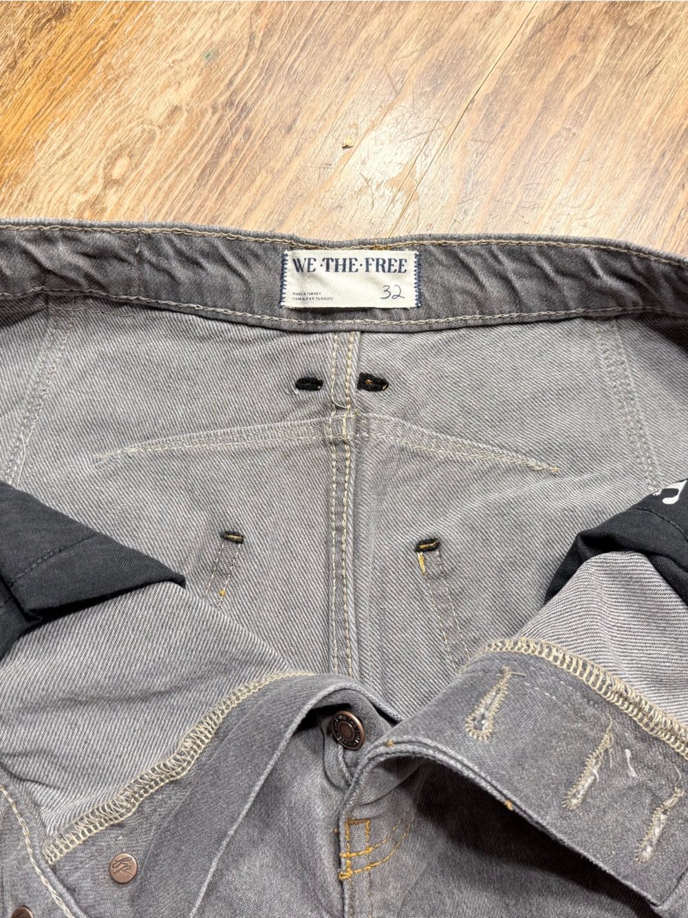We The Free Good Luck Mid-Rise Barrel women jeans - size 32 - Grey - Picture 2 of 5